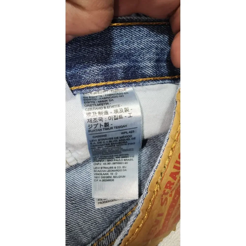 Levi's 501 men's size W36''xL30''-Button fly